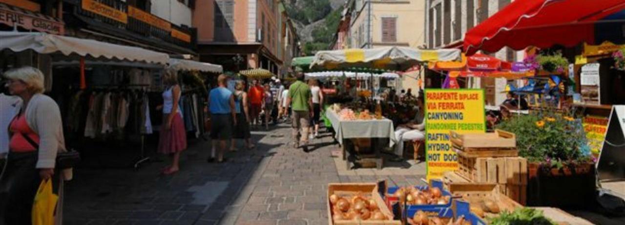 Chalet La Cachette Cyclists & Skiers Le Bourg-dʼOisans Esterno foto